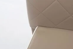 Chaise Acier Et Simili Cuir Matelassé Taupe Achille - Lot De 4 -Pino Soldes Boutique chaise acier et simili cuir matelasse taupe achille lot de 4 3666722011891 1351285