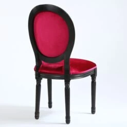 Chaise Médaillon Bois Patiné Noir Et Velours Fuchsia Louis XVI - Lot De 2 -Pino Soldes Boutique chaise medaillon bois patine noir et velours fuchsia louis xvi lot de 2 3327480021965 85583